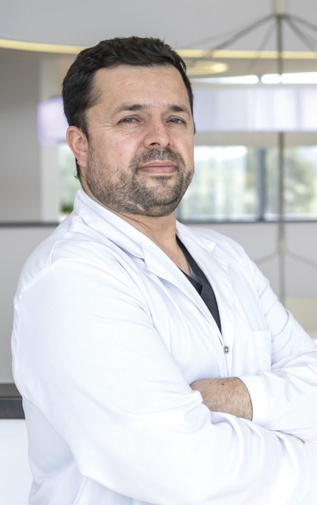 Dr Julian Higuera 1