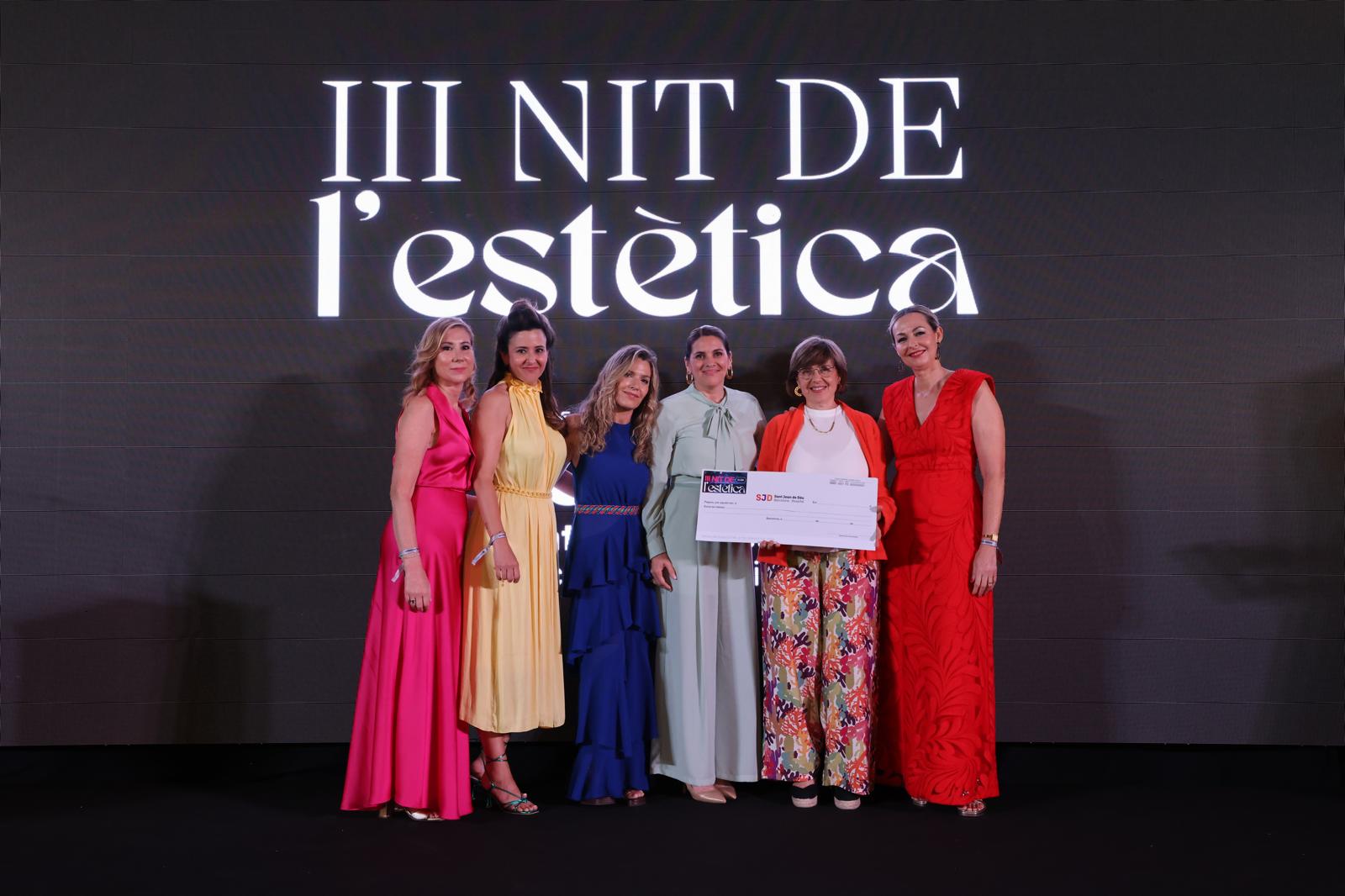 La Iii Nit De L’estètica Reúne A Más De 300 Profesionales En Una Gala Marcada Por El Talento Y La Solidaridad 1 Whatsapp Image 2026 06 12 At 00.18.05 3